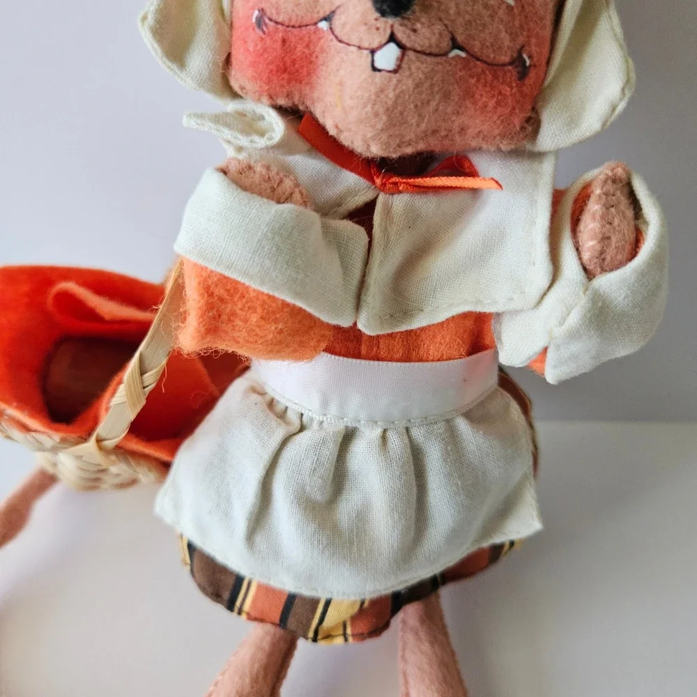 Annalee Dolls Thanksgiving Pilgrim Mouse Girl 6in Handpainted Felt Harvest Tooth